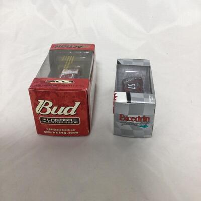 (87) NASCAR | Mixed Group of different Racing Car Collectibles