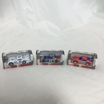 (87) NASCAR | Mixed Group of different Racing Car Collectibles