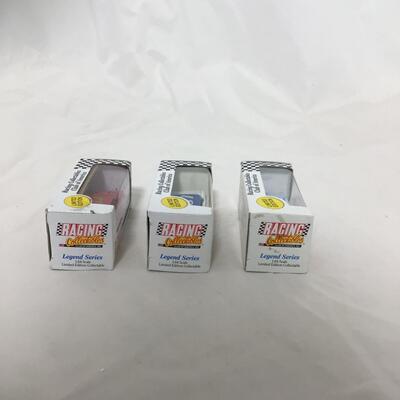 (87) NASCAR | Mixed Group of different Racing Car Collectibles