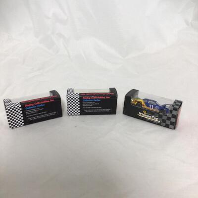 (87) NASCAR | Mixed Group of different Racing Car Collectibles