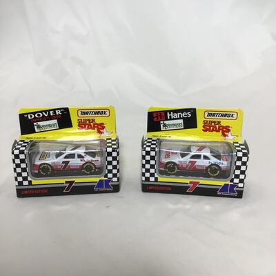 (87) NASCAR | Mixed Group of different Racing Car Collectibles