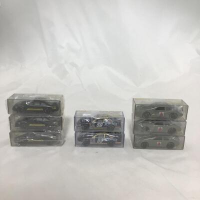 (87) NASCAR | Mixed Group of different Racing Car Collectibles