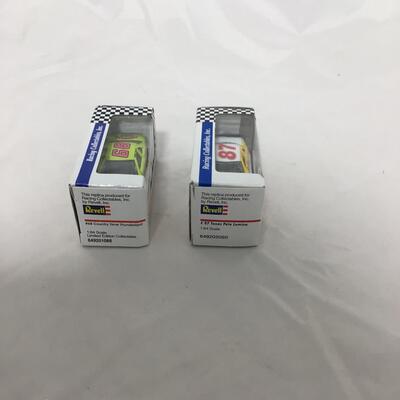 (87) NASCAR | Mixed Group of different Racing Car Collectibles
