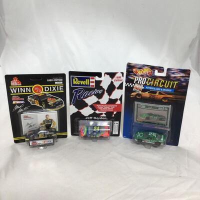 (89) NASCAR | Mixed Group of Racing Collectible Cars
