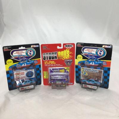 (89) NASCAR | Mixed Group of Racing Collectible Cars