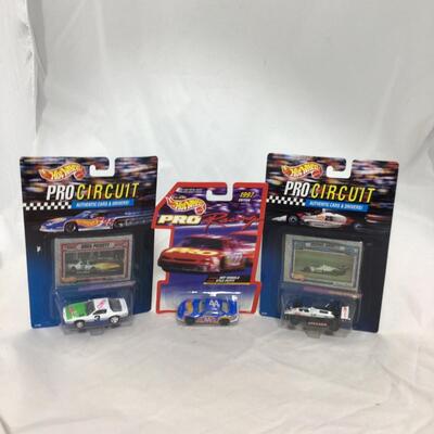 (90) NASCAR | Mixed Group of Nascar Racing Collectible Cars