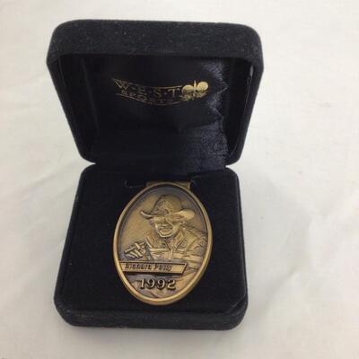 (93) NASCAR | Richard Petty Pop Secret Figures and Money Clip