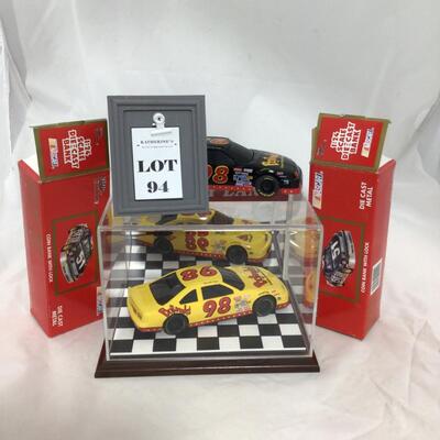 (94) NASCAR | Victory Lane Display and 1:24 Scale Die Cast Banks