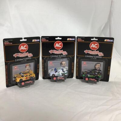 (96) NASCAR | Mixed Group of different Racing Car Collectibles