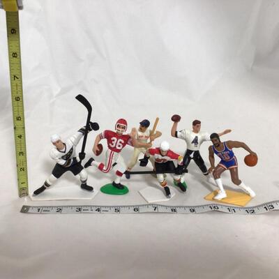 (110) SPORTS | Mixed Group of Sports figures