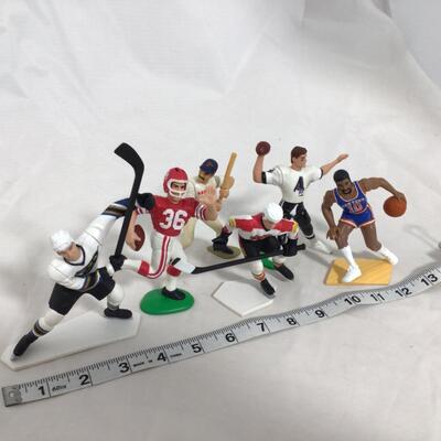 (110) SPORTS | Mixed Group of Sports figures