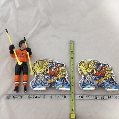 (111) SPORTS | Mixed Group of Hockey Figures and Toys