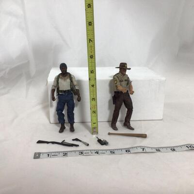 (114) TOYS | Mixed Group of Action Figures | Walking Dead