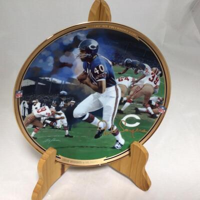 (117) FOOTBALL | Mixed Group of Football Collector Plates