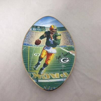 (118) PACKERS | Bradford Exchange Brett Favre Plate Collection