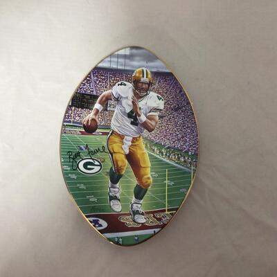 (118) PACKERS | Bradford Exchange Brett Favre Plate Collection