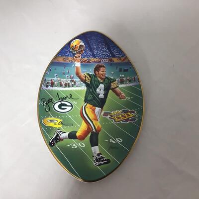 (118) PACKERS | Bradford Exchange Brett Favre Plate Collection