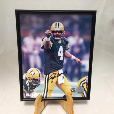 (123) PACKERS | Brett Farve Signed Photograph