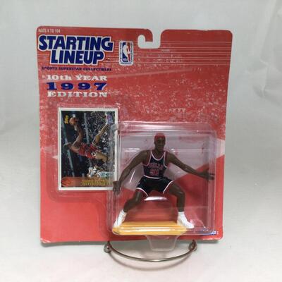 (134) STARTING LINEUP | Mixed Group of Well Known Basketball Players