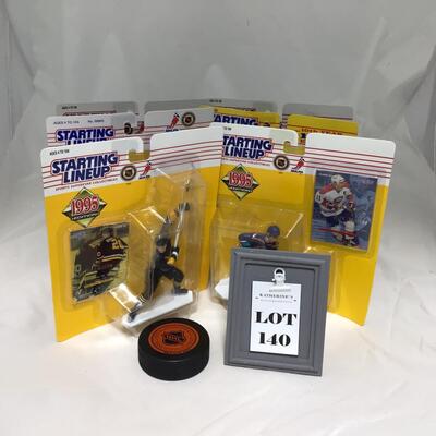 (140) STARTING LINEUP | Hockey Figures, and NHL Puck