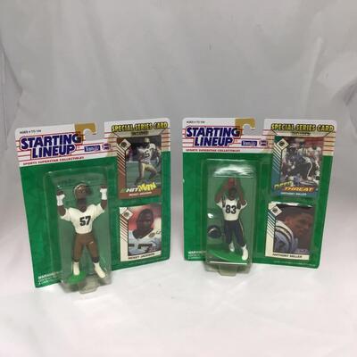 (143) STARTING LINEUP | Mixed Group of Football Figures