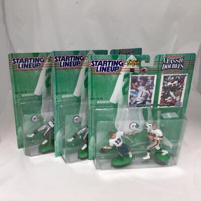 (144) STARTING LINEUP | Football Figures