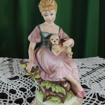Vintage Lefton figurine