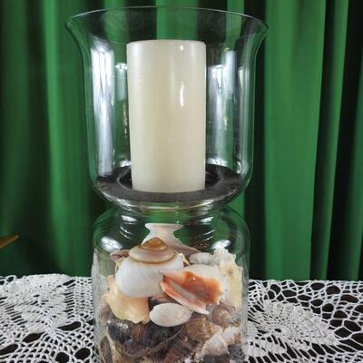 Large candle holder with shell base