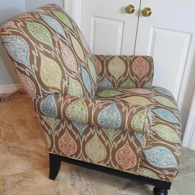 Beautiful Broyhill Furniture  Club Chair