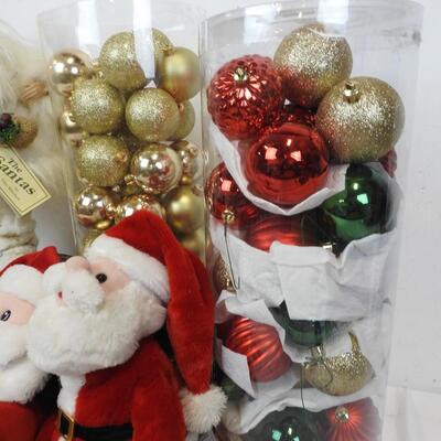 6 pc Christmas: 100 Ornaments, Stuffed Santa Clauses, 'The Santas' Figure