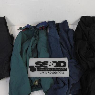 Mens Apparel, 3 Coats, 1 Pair of Snow Pants, Medium and Large,