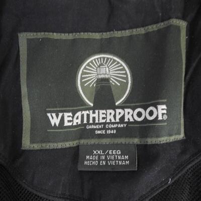 Mens Apparel, 3 Coats, 1 Pair of Snow Pants, Medium and Large,