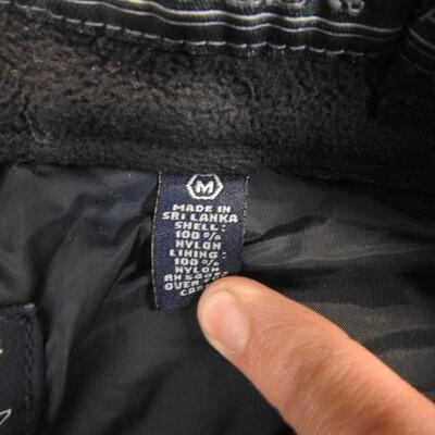 Mens Apparel, 3 Coats, 1 Pair of Snow Pants, Medium and Large,