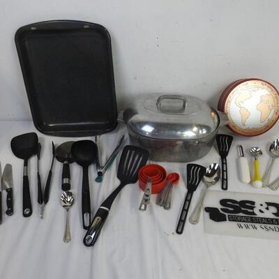 20+ Kitchen Lot: Magna Lite Metal Pot, Utensils, Knives, Measuring Cups