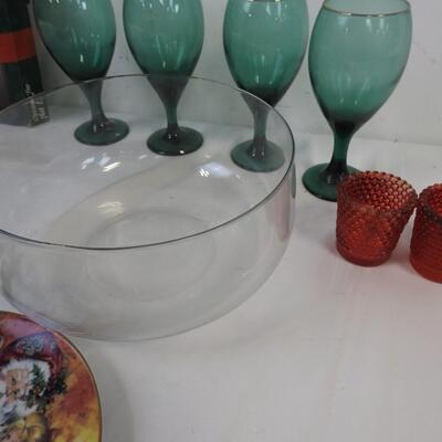16 pc Christmas: 13" Tree Platter, Crystal Plates, Decorative Plates