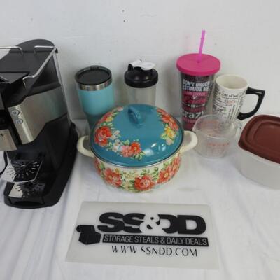 8 pc Kitchen: Cuisinart Coffee Maker, Bottles, Tall Mug, Pioneer Woman Pot