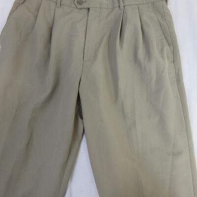 2 Pairs of Shorts and 2 Pairs of Pants, Nike, Eddie Bower, Kuhl