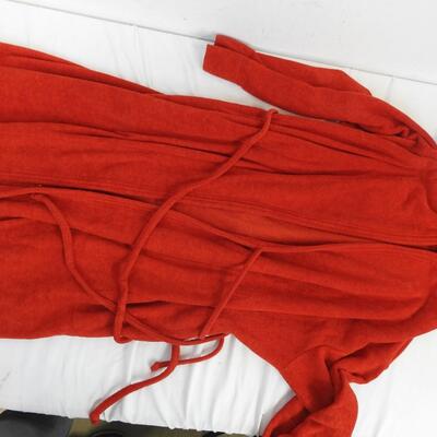 2 Bathrobes, Victoria Sectret, Small, Aria Large