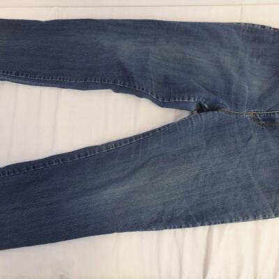 5 Pairs of Jeans, Gloria Vanderbilt, ST. John's Bay, Riders, Medium