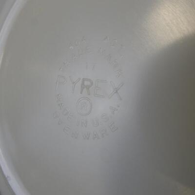 3 pc Pyrex, 2 Large Glass Bowls, 2 Bread Pan