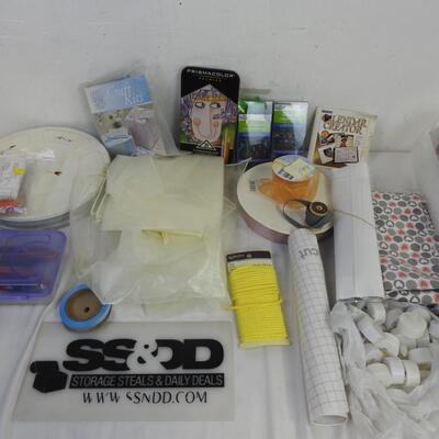 19 pc Craft Lot: Quilt Batting, LED String Lights, Fabric, Colored Pencils