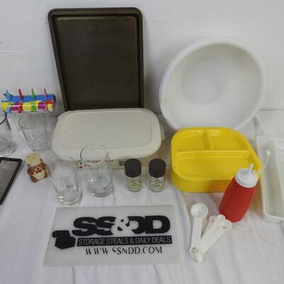 16 pc Kitchen: Yellow Divided Plates, Glass Cups, Popsicle Maker, Plastic Bowl