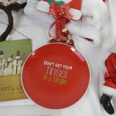 21 pc Christmas Decor: Ceramic Snowman, Santa Hats, Mini Lights, Mugs
