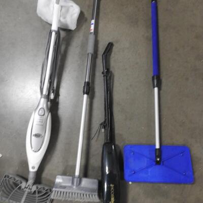 4 pc Cleaning Supplies, Shark, Broom, Super Broom, Works