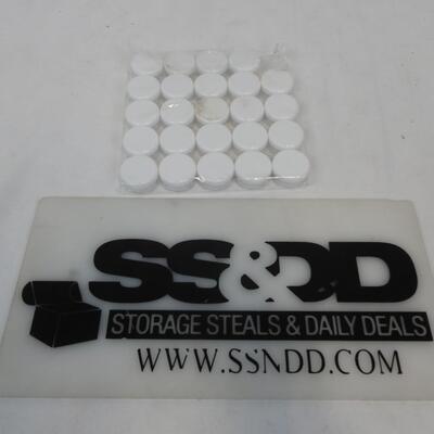 24 Piece 5G/5ml Cosmetic Containers, White with Glass Bases, Good Condtion