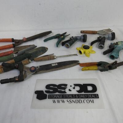 Gardening and Landscaping Tools: Trowels, Shears, Chisel, Spray Hose Nozzles