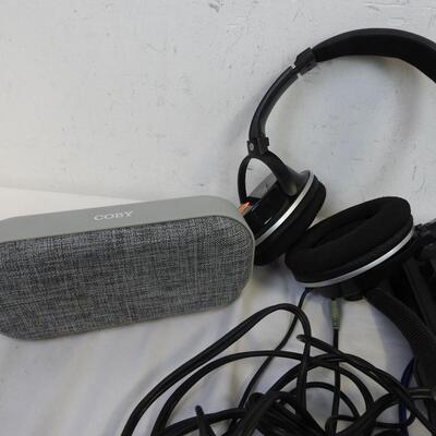 Computer Accessories: Mouse, Headset with Mic, Bluetooth Speaker, Keyboard