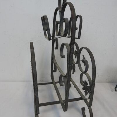 2 pc Metal Decor, Metal Shelf, Magazine Rack