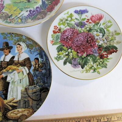 Lot of Collectible Plates, Gardens and Thanksgiving Theme