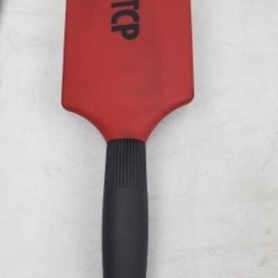 Hot Hair Tools Cool Carry Bag with Brush, Comb & Styling Clips - New